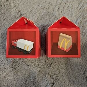 Set Of 2 Lil Mcdonalds Toys